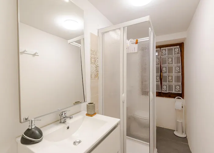 Zen Con Parcheggio Gratuito E Check In Automatico 24 Su 24 Con Netflix, Dazn E * Casale Monferrato